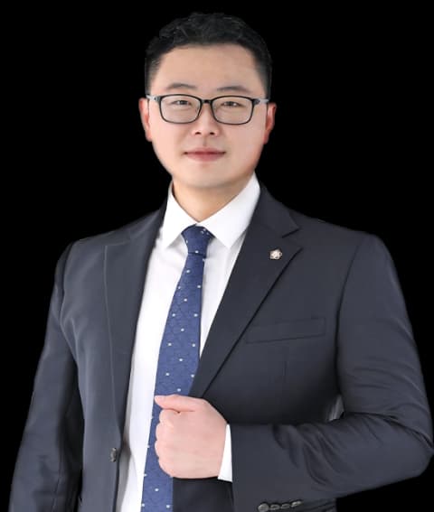 천안공중밀집장소추행변호사 undefined